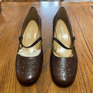 Coldwater Creek Top Stitch Comfy Slide